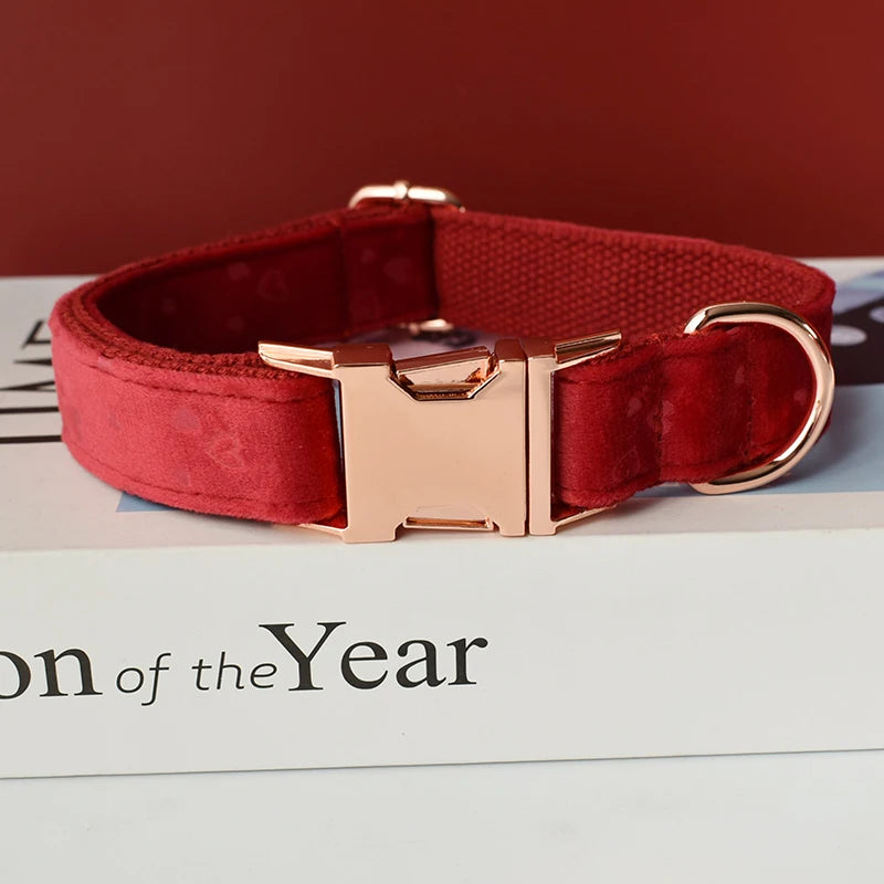 Customised Red Heart-shaped  Collar